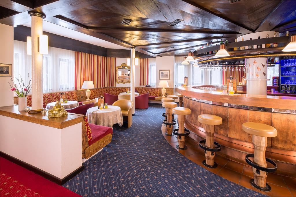 Hotel Neue Burg Nauders Eksteriør billede