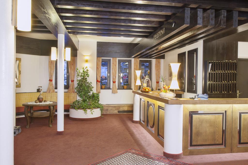 Hotel Neue Burg Nauders Eksteriør billede